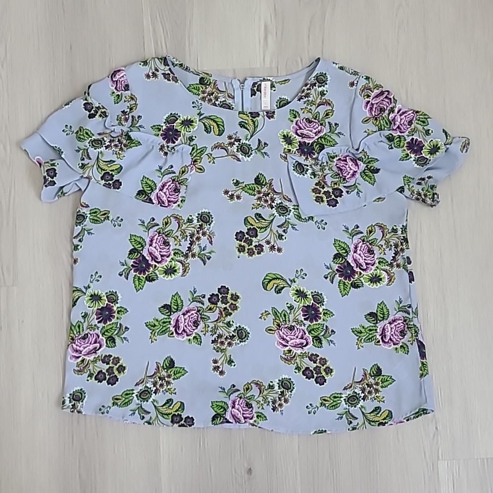 Xhilaration Women Floral Top blue green ruffle short sleeve large spring summer